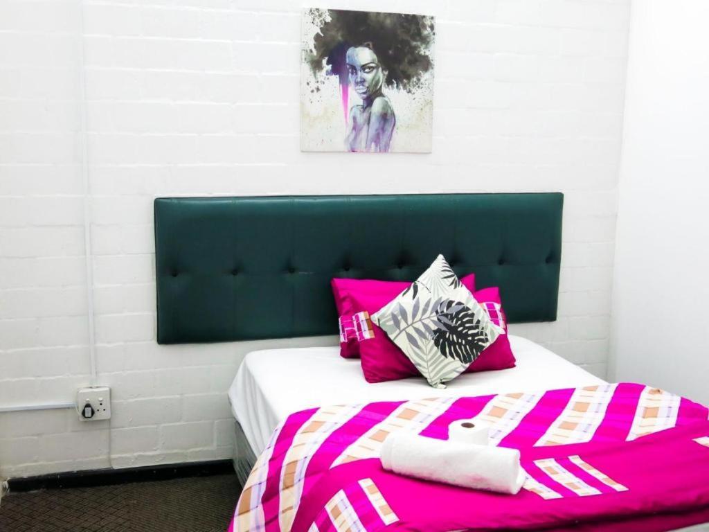Guest house 33 Goulborn Street Goodwood *